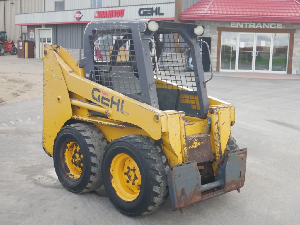 Gehl 3635 – Skid Steer – Maple Lane Farm Service