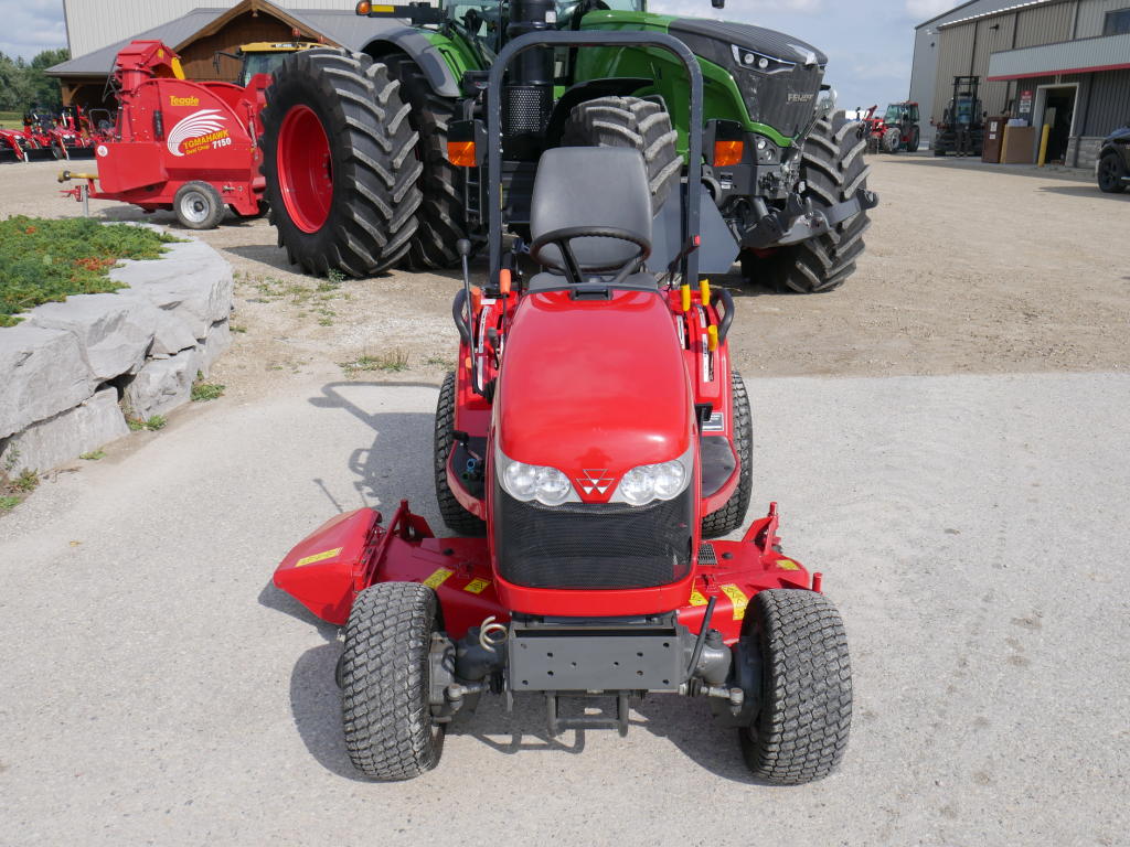 2016 Massey Ferguson Gc1705 Maple Lane Farm Service 5888