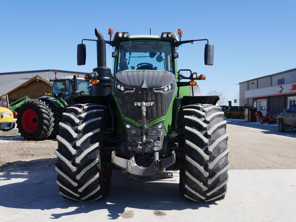 2016 Fendt 1038 Maple Lane Farm Service
