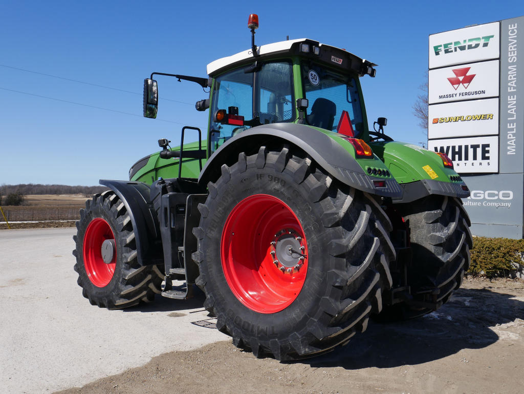 2016 Fendt 1038 - Tractor Image 6