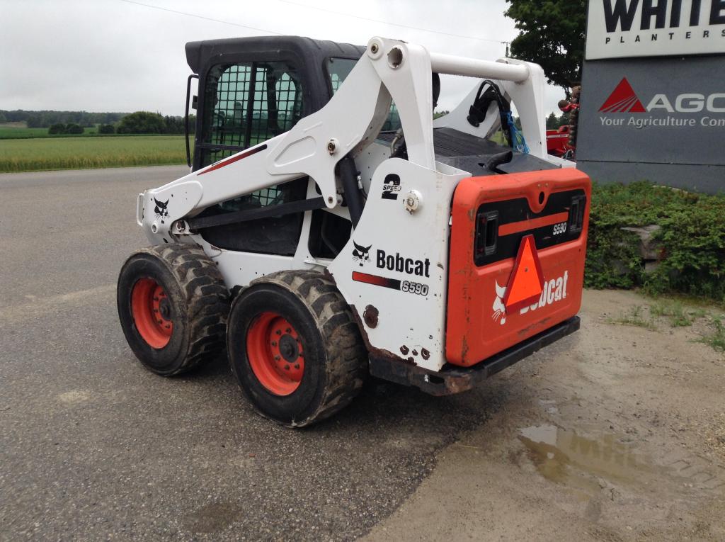 2013 Bobcat S590 – Skid Steer | Maple Lane Farm Service