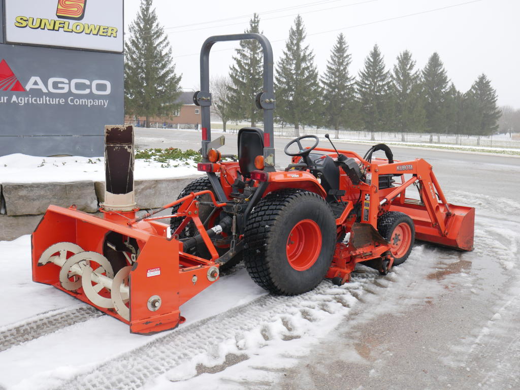 Kubota B7800 - Maple Lane Farm Service