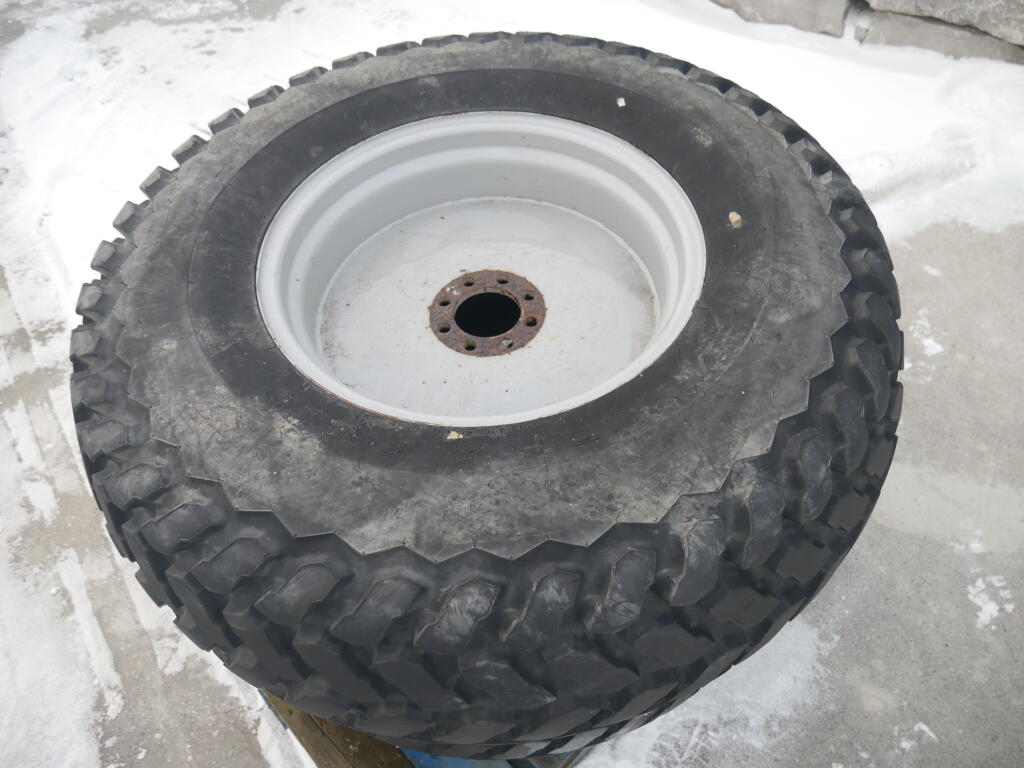 Firestone 19.5Lx24 - Tires