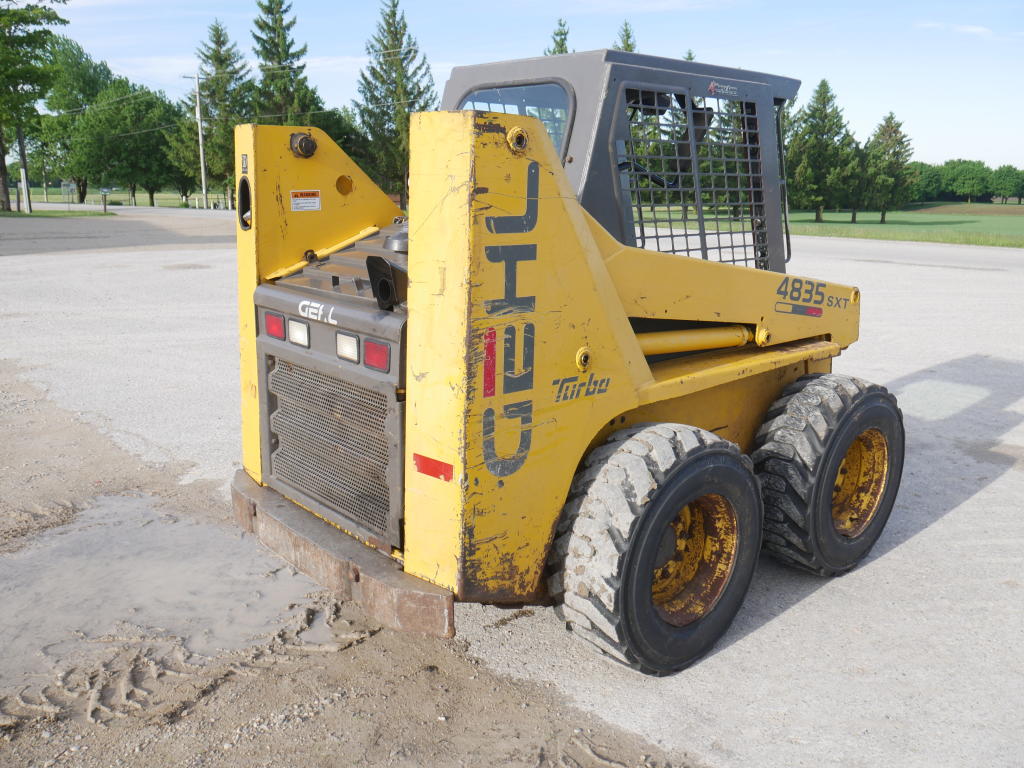 2000 Gehl 4835 SXT Maple Lane Farm Service