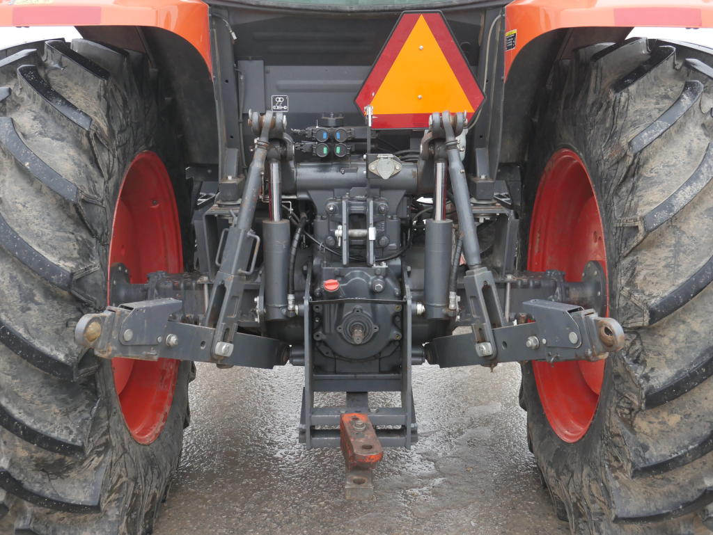 Kubota M126GX - Maple Lane Farm Service