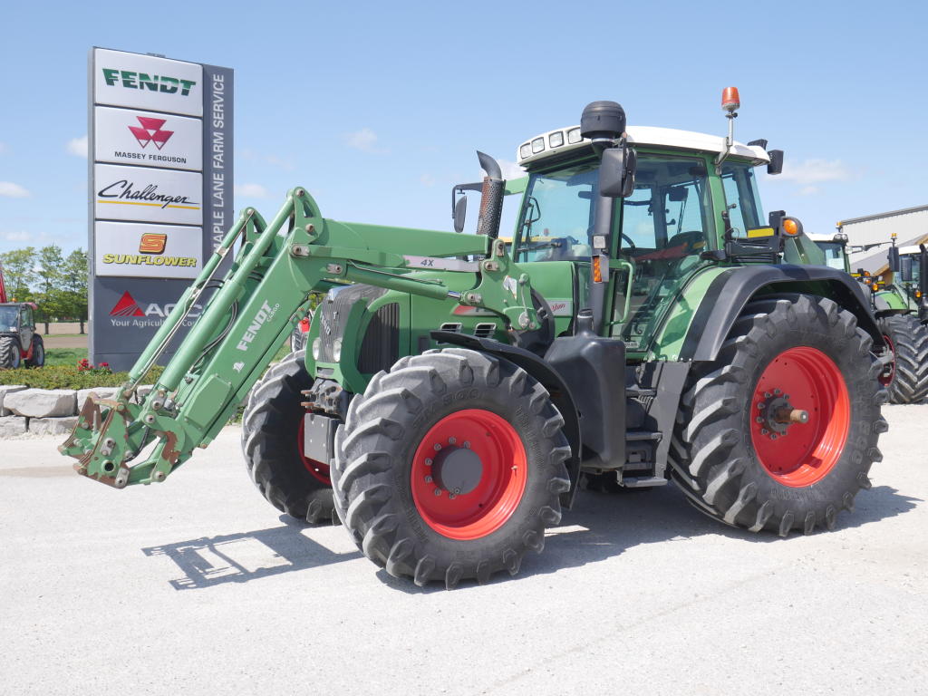 2011 Fendt 712 - Tractor 2011 Fendt 712 - Tractor