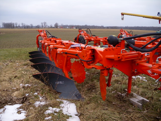 2014 Kuhn 5 - Plow