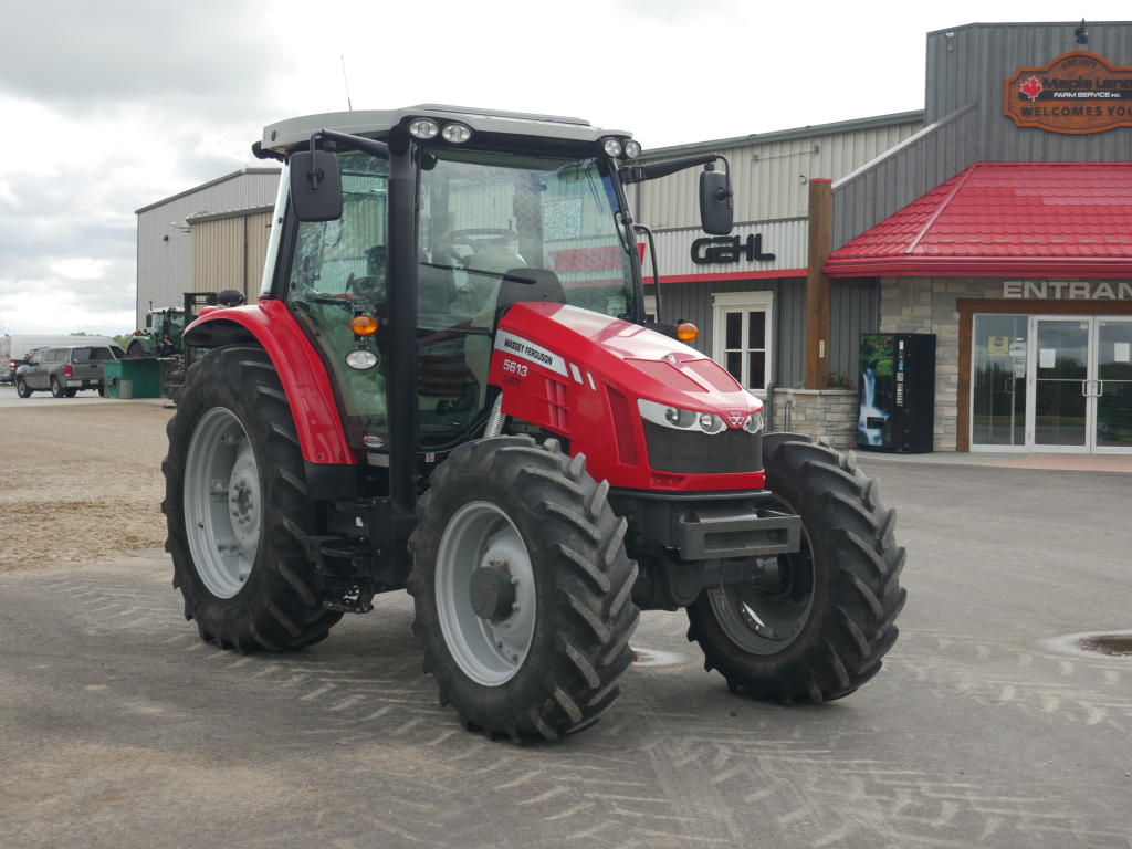 2015 Massey Ferguson 5613 Maple Lane Farm Service 7488